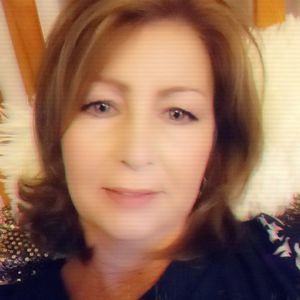 Meet your Posher, Connie